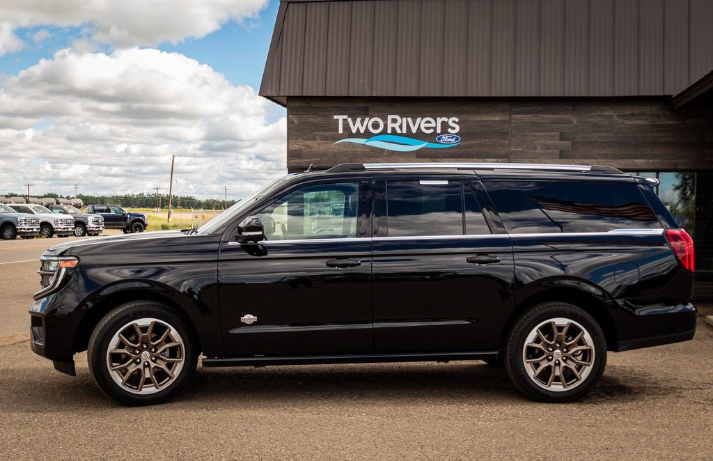 2025 Ford Expedition Max King Ranch in Agate Black Metallic — front three-quarter view