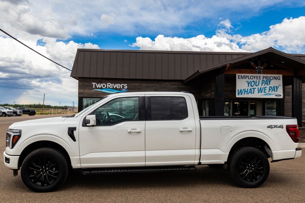 2025 Ford F-150 Lariat in Star White Metallic Tri-Coat — front three-quarter view