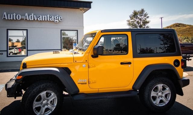 2019 Jeep Wrangler — rear three-quarter view